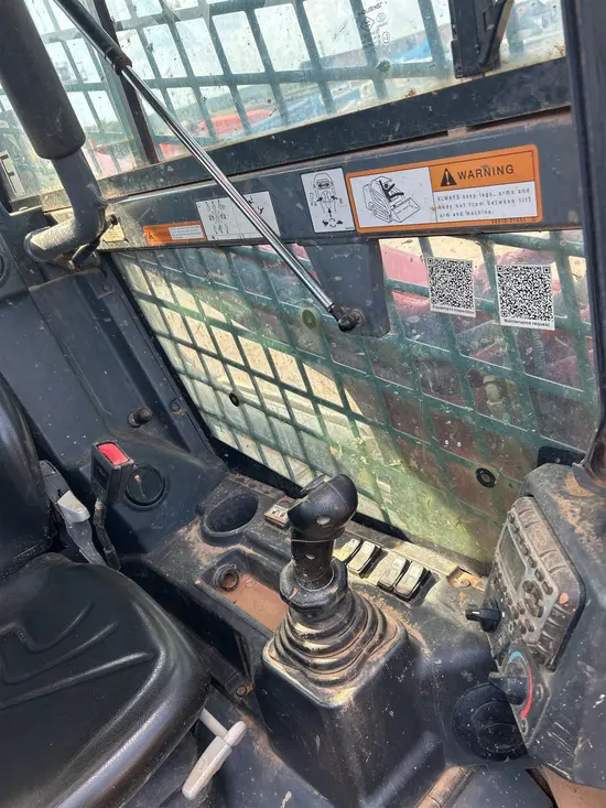 2022 Takeuchi TL12R2-CR Track Loader