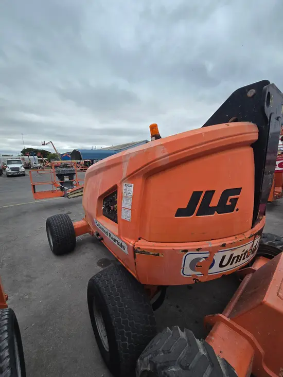 2017 JLG 400S Boom Lift