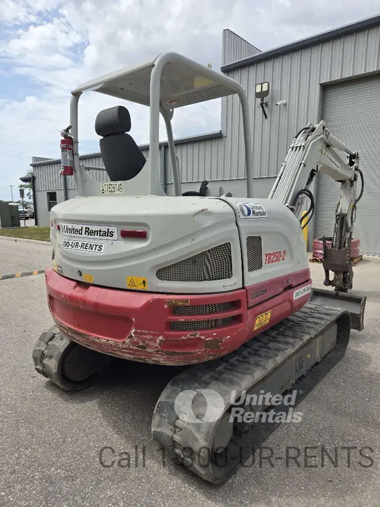 2022 Takeuchi TB250-2R Mini Excavator