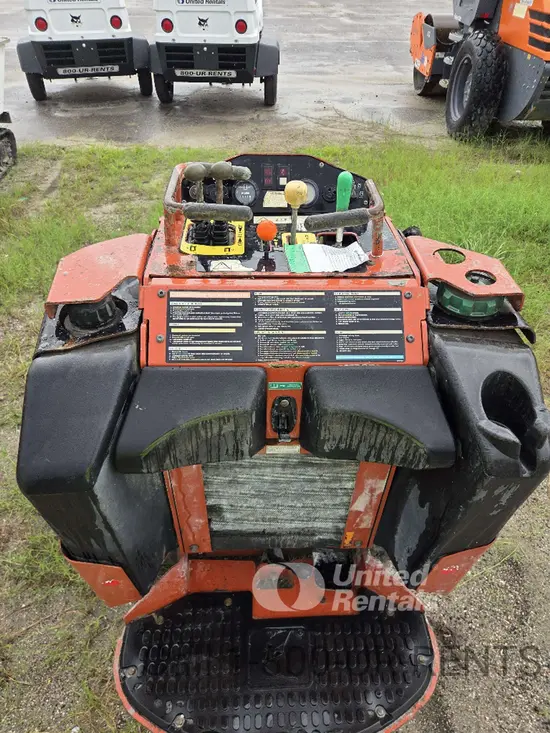 2021 Ditch Witch SK600 Track Loader