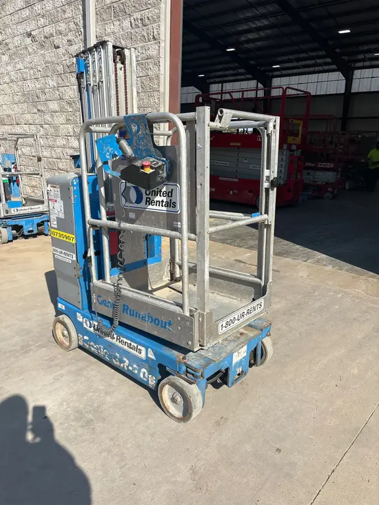 2018 Genie GR-20 Self-Propelled One-Person Lift