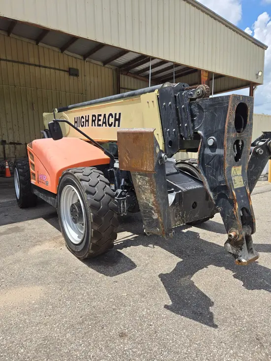 2018 JLG 1055 Forklift