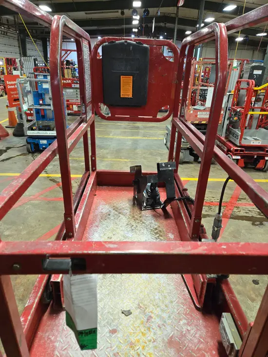 2018 MEC MICRO 19 Scissor Lift