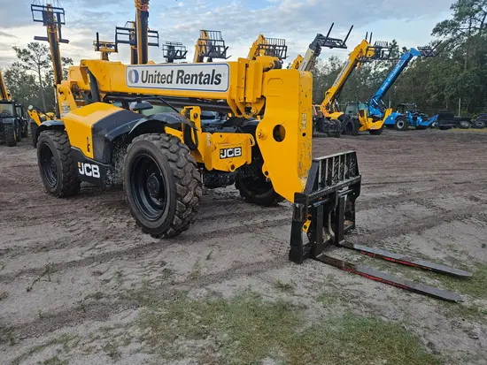 2021 JCB 507-42 Forklift