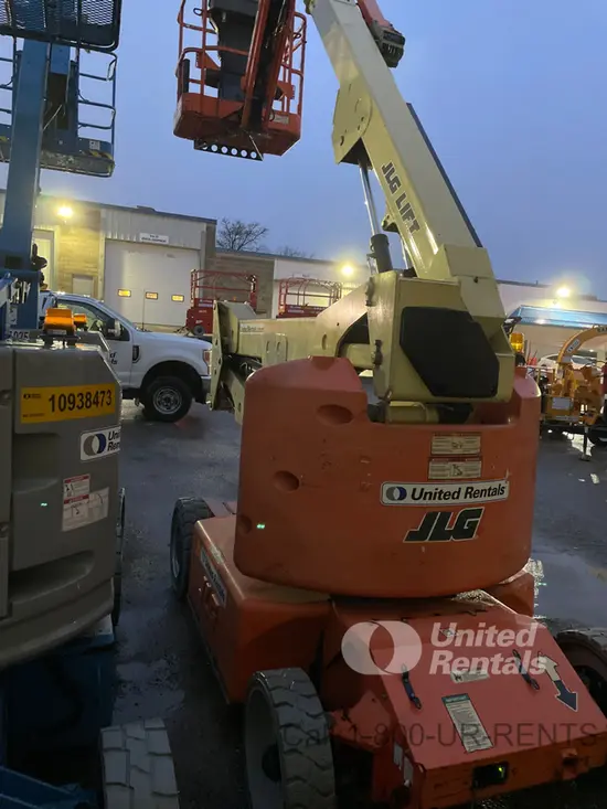 2012 JLG E400AJPN Articulating Boom Lift