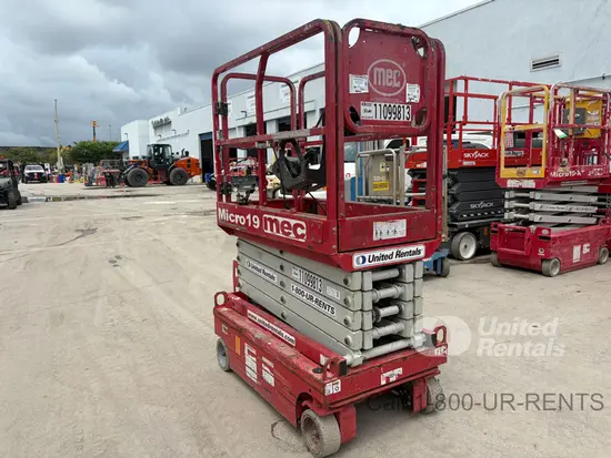 2020 MEC MICRO 19 Scissor Lift