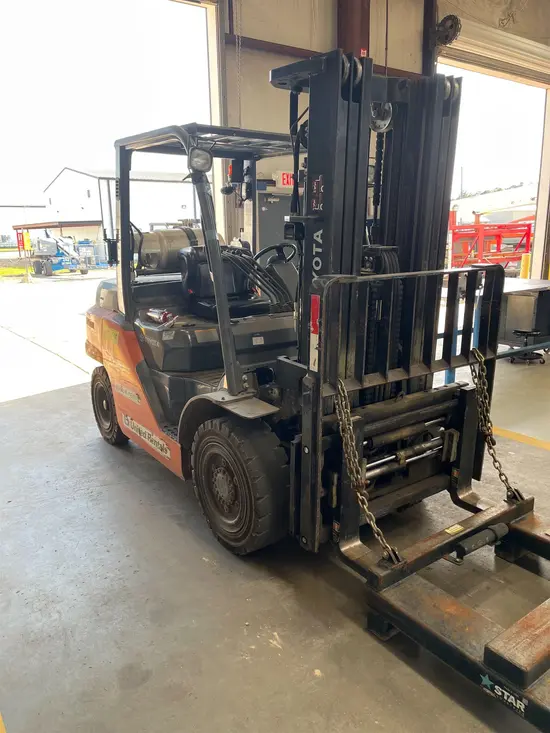 2018 Toyota 8FG35U Warehouse Forklift