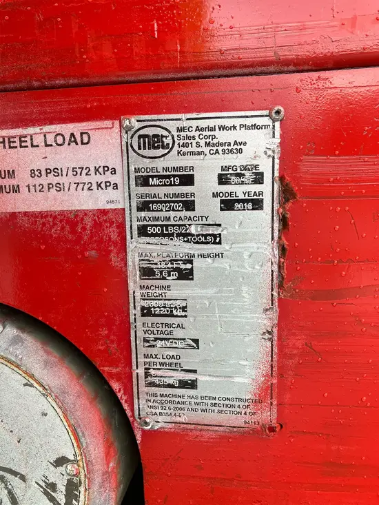 2018 MEC MICRO 19 Scissor Lift