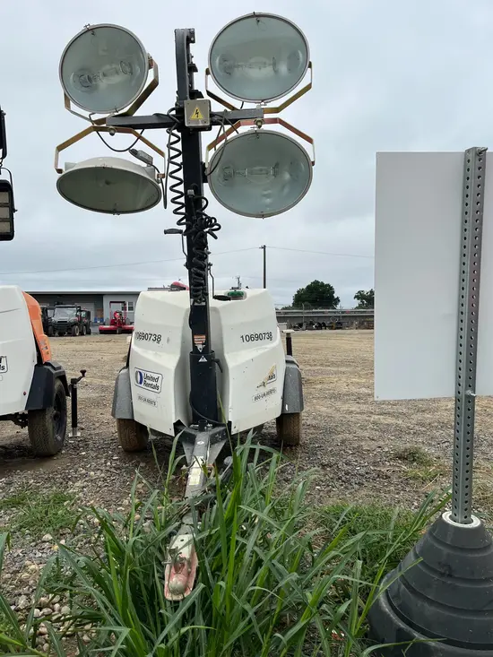 2017 Magnum Pro MLT6SM Portable Light Tower