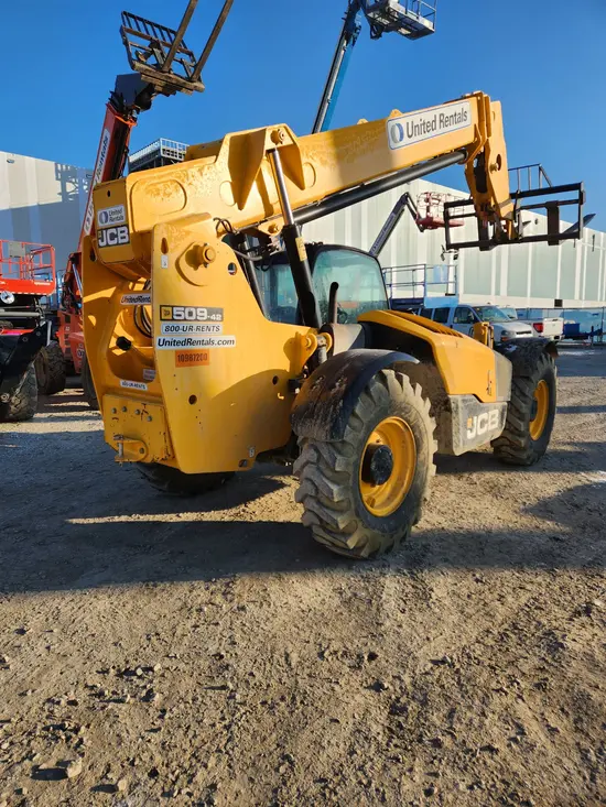 2019 JCB 509-42 Forklift