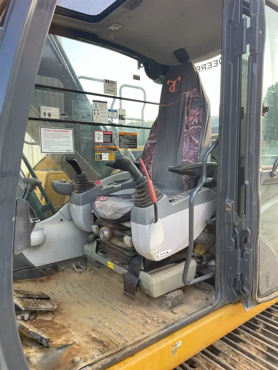 2019 John Deere 210G LC Excavator