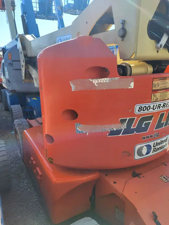 2012 JLG E400AJPN Articulating Boom Lift
