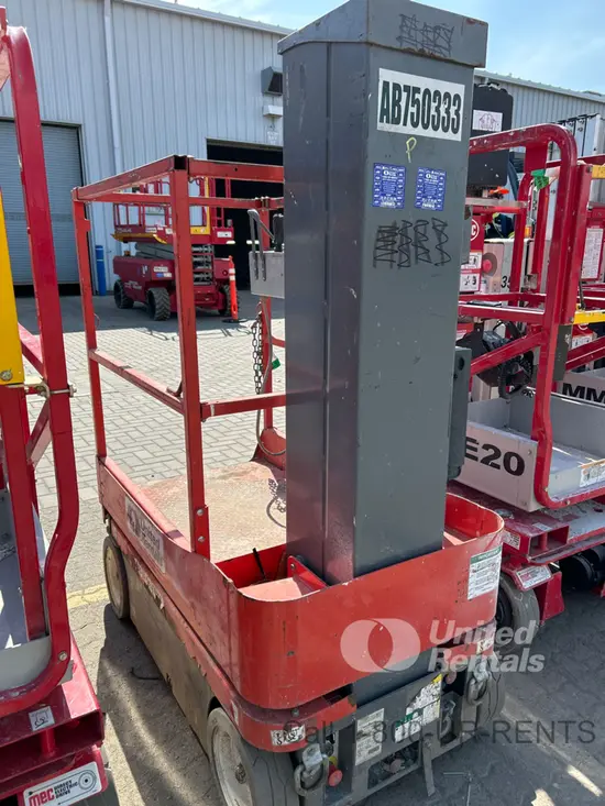 2018 Skyjack SJ16 Self-Propelled One-Person Lift