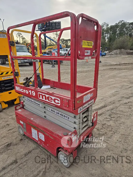 2021 MEC MICRO 19 Scissor Lift