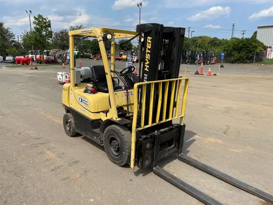 2017 HYSTER H50XT Warehouse Forklift
