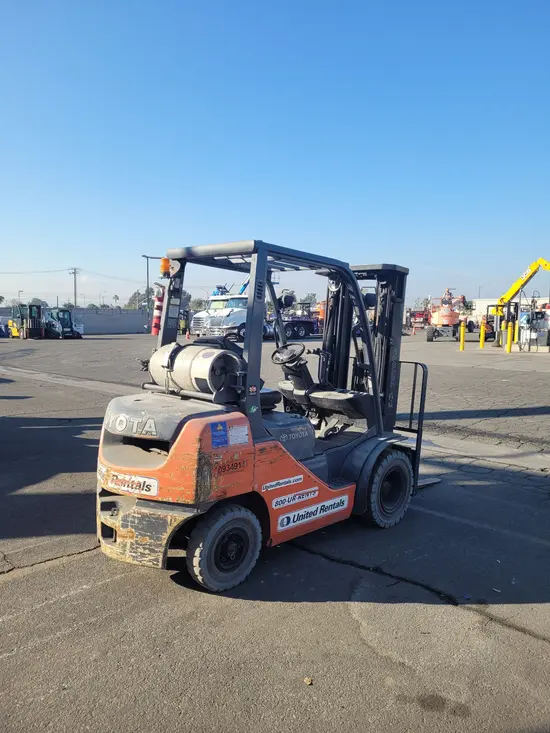 2019 Toyota 8FGU25 Warehouse Forklift