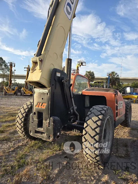 2018 JLG 742 Forklift