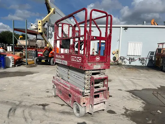 2019 MEC MICRO 26 Scissor Lift