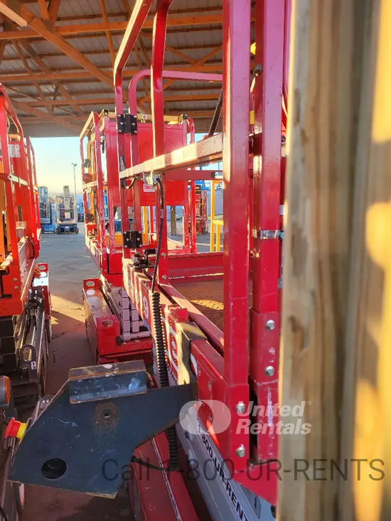 2019 MEC MICRO 19 Scissor Lift