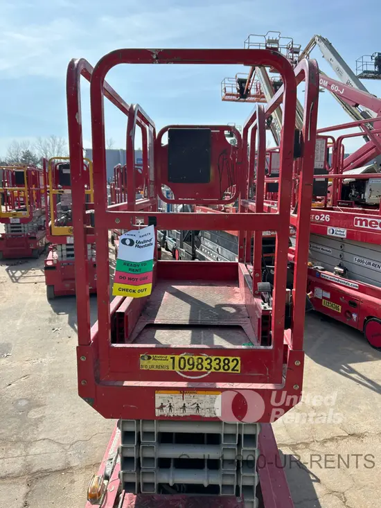 2019 MEC MICRO 19 Scissor Lift