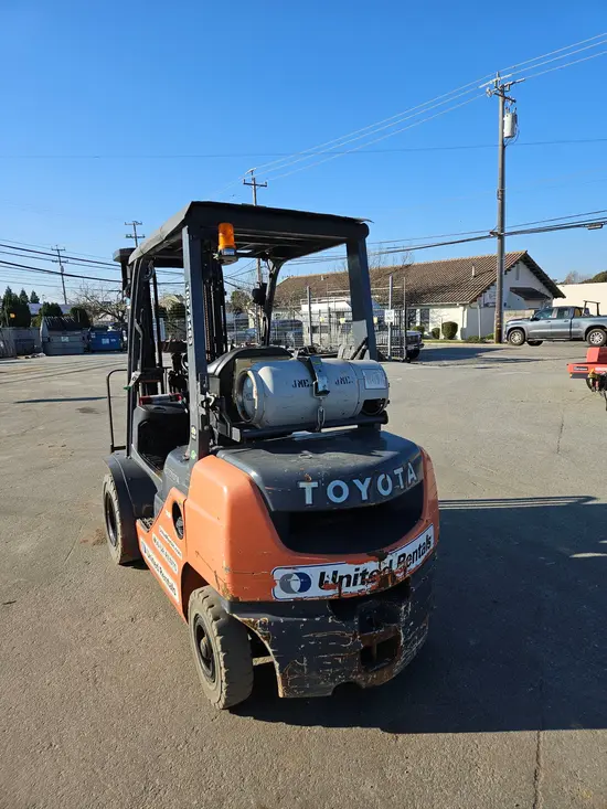 2019 Toyota 8FGU25 Warehouse Forklift