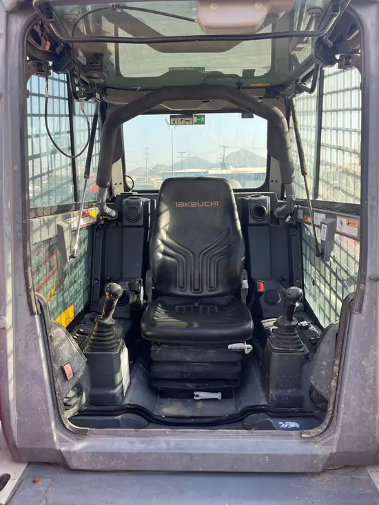 2018 Takeuchi TL12R2-CR Track Loader