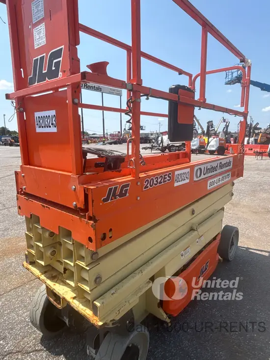 2018 JLG 2032ES Scissor Lift