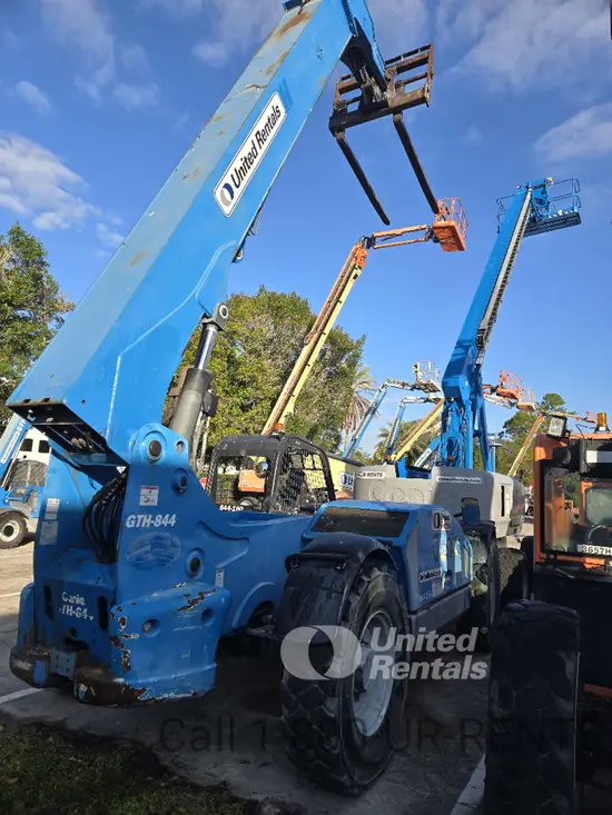 2018 Genie GTH-844 Forklift