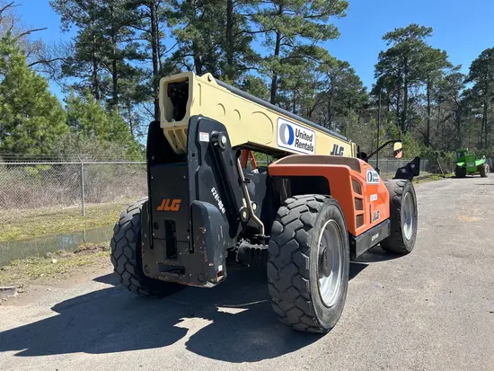 2018 JLG 1043 Forklift