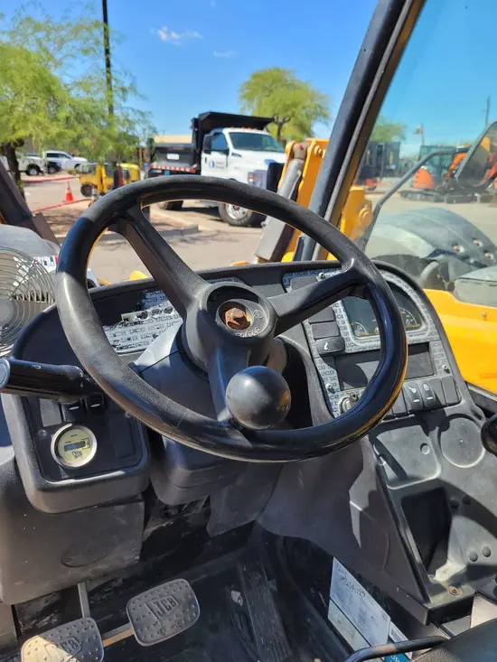 2017 JCB 512-56 S Forklift