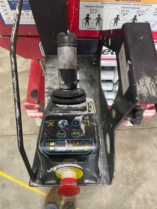 2018 MEC MICRO 19 Scissor Lift
