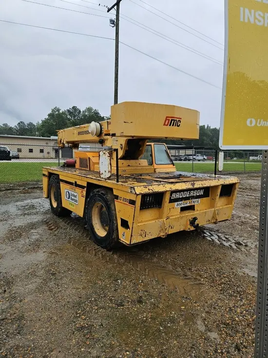 2013 Broderson IC-200-3H