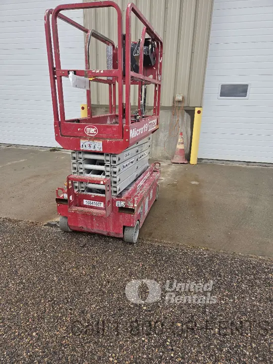 2018 MEC MICRO 19 Scissor Lift
