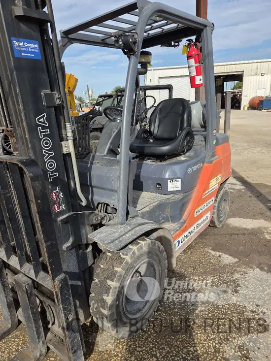 2020 Toyota 8FGU25 Warehouse Forklift