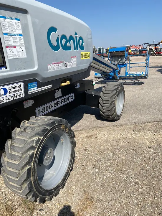 2017 Genie S-60X Boom Lift