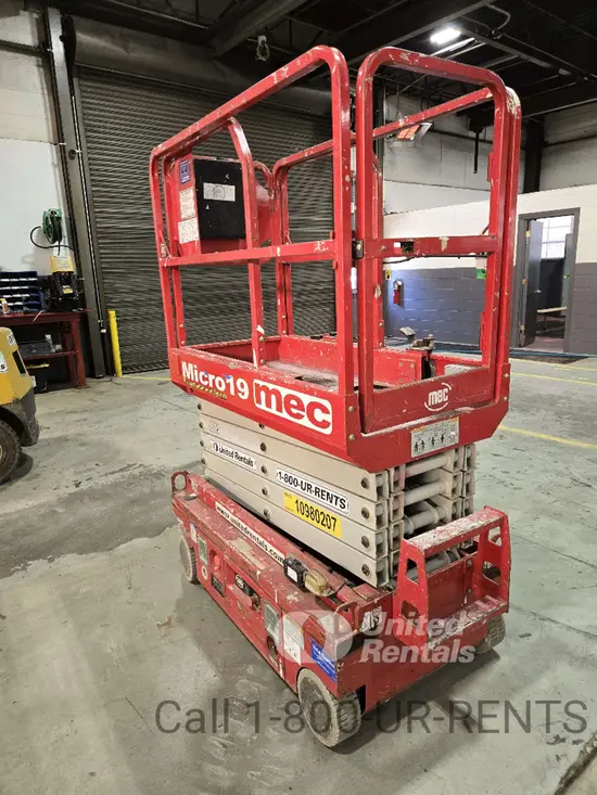 2019 MEC MICRO 19 Scissor Lift