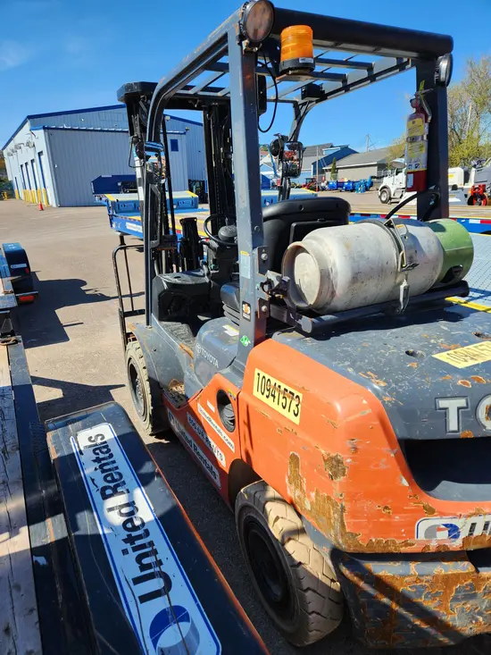 2019 Toyota 8FGU30 Warehouse Forklift