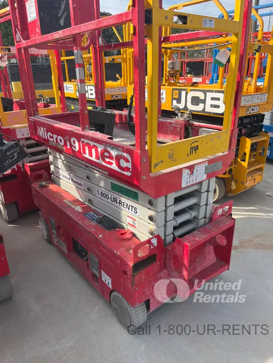 2022 MEC MICRO 19 Scissor Lift