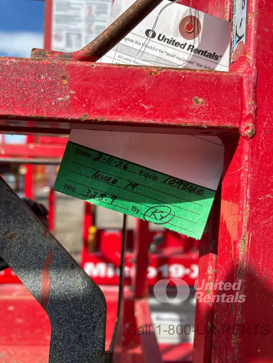 2019 MEC MICRO 19 Scissor Lift