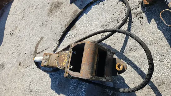 2017 Atlas Copco SB 452 Attachment