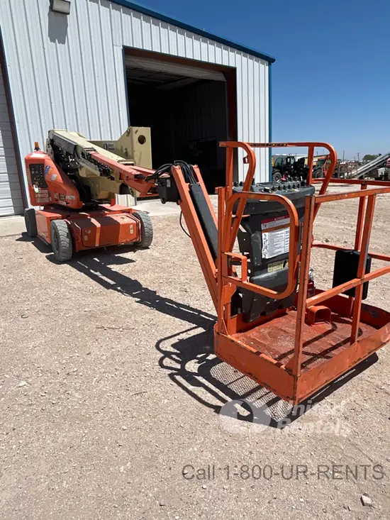 2016 JLG E400AJPN Articulating Boom Lift
