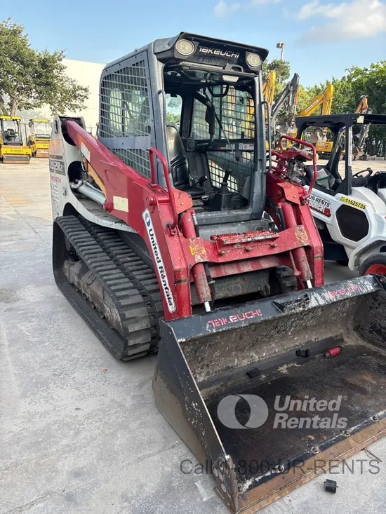 2021 Takeuchi TL12R2-CR Track Loader