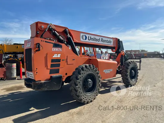 2018 SKYTRAK 8042 Forklift