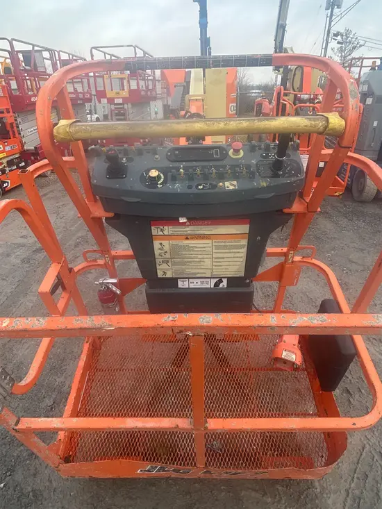 2018 JLG E300AJP Articulating Boom Lift