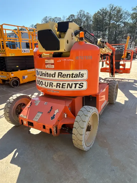 2018 JLG E450AJ Articulating Boom Lift