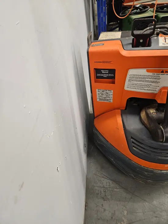 2023 Toyota 8HBW23 Jack