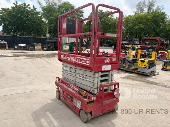 2020 MEC MICRO 19 Scissor Lift