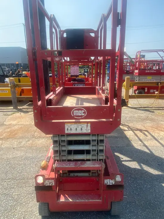2019 MEC MICRO 19 Scissor Lift