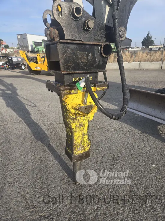2017 Atlas Copco SB 452 Attachment