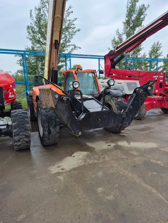 2018 JLG 1055 Forklift